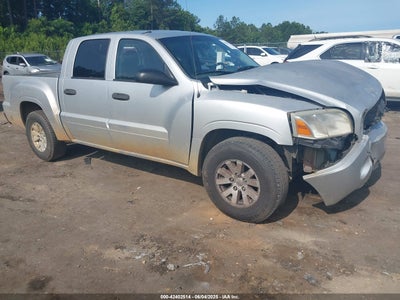 MITSUBISHI RAIDER 2006