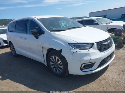 CHRYSLER PACIFICA HYBRID 2024
