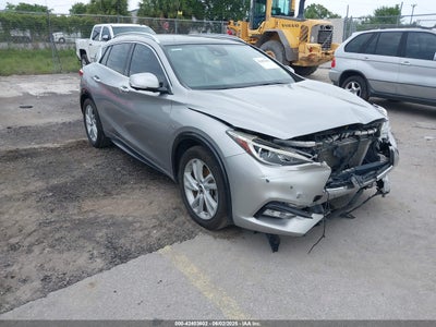 INFINITI QX30 2018