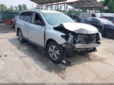 NISSAN PATHFINDER 2019