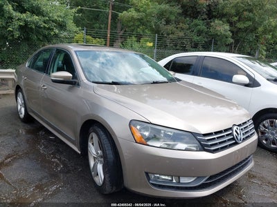 VOLKSWAGEN PASSAT 2015