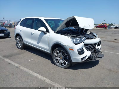 PORSCHE CAYENNE 2016