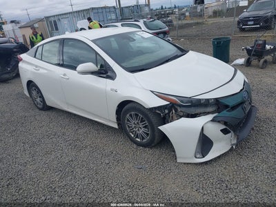 TOYOTA PRIUS PRIME 2018