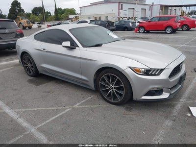FORD MUSTANG 2016