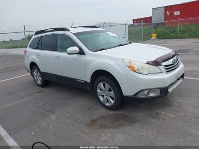 SUBARU OUTBACK 2011