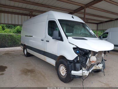 MERCEDES-BENZ SPRINTER 2500 2021