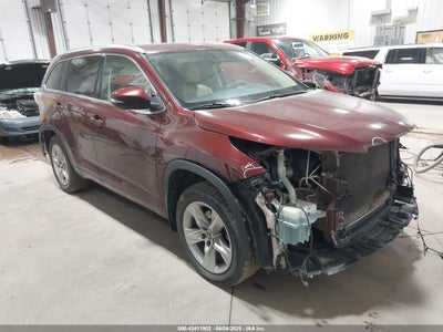TOYOTA HIGHLANDER 2016