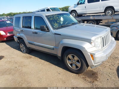 JEEP LIBERTY 2010