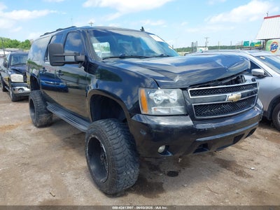 CHEVROLET SUBURBAN 1500 2010
