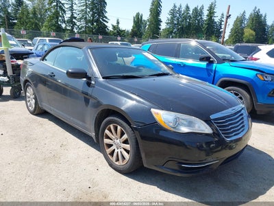 CHRYSLER 200 2011