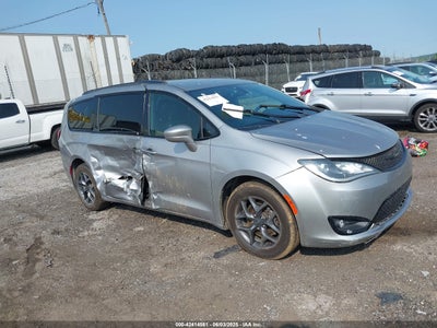 CHRYSLER PACIFICA 2019