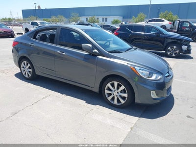 HYUNDAI ACCENT 2013