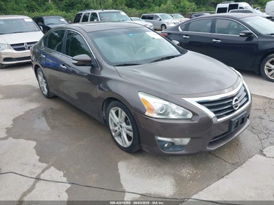 NISSAN ALTIMA 2015