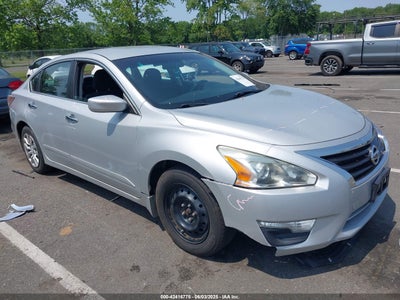 NISSAN ALTIMA 2015