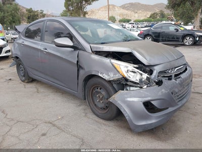HYUNDAI ACCENT 2015