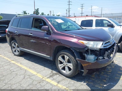 TOYOTA HIGHLANDER 2013