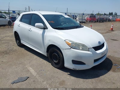 TOYOTA MATRIX 2010