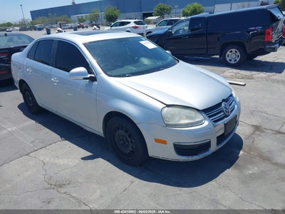 VOLKSWAGEN JETTA 2010