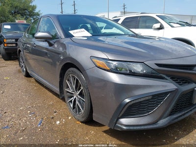 TOYOTA CAMRY 2023