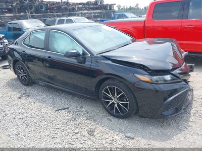TOYOTA CAMRY 2023