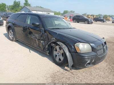 DODGE MAGNUM 2005