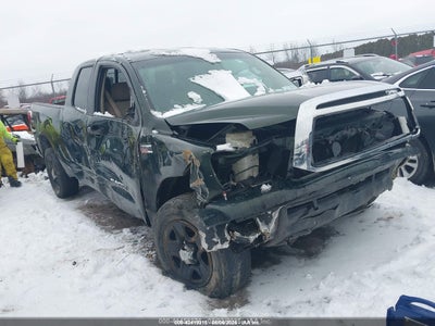 TOYOTA TUNDRA 2010