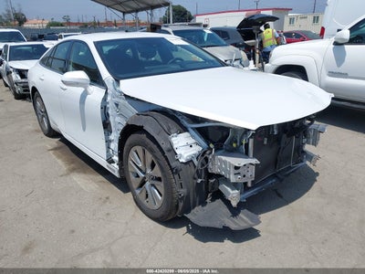 TOYOTA MIRAI 2022