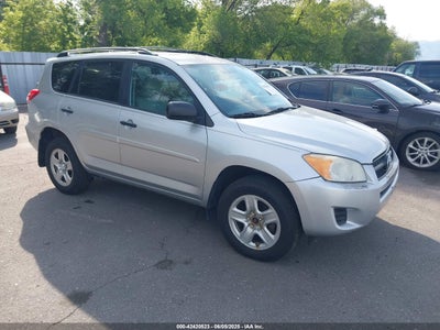 TOYOTA RAV4 2010
