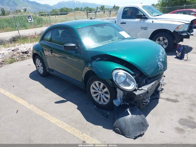 VOLKSWAGEN BEETLE 2017