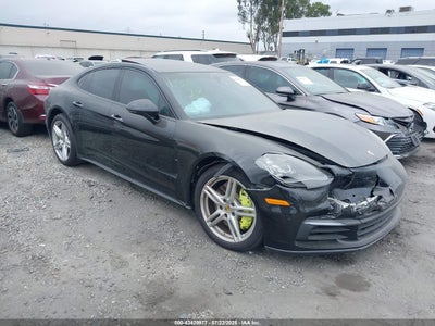 PORSCHE PANAMERA E-HYBRID 2018