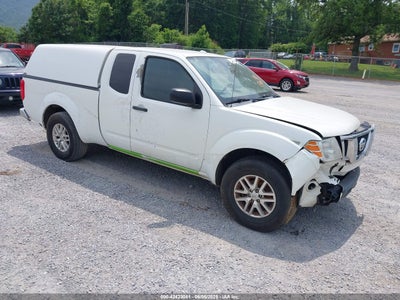 NISSAN FRONTIER 2017