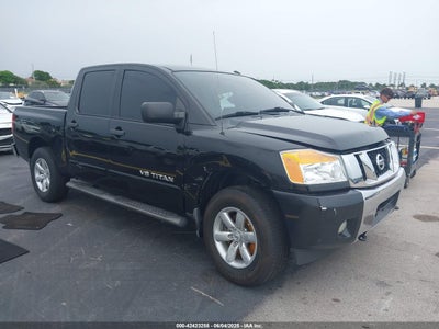 NISSAN TITAN 2014