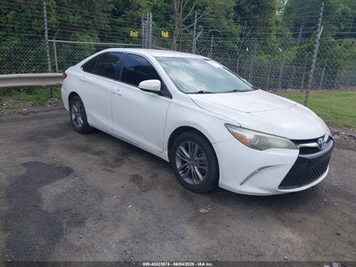 TOYOTA CAMRY 2016