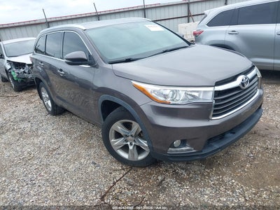 TOYOTA HIGHLANDER 2015