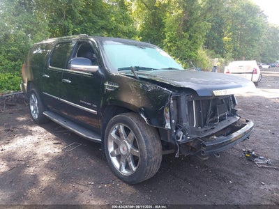 CADILLAC ESCALADE ESV 2014
