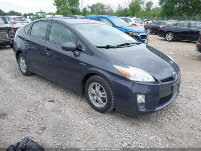 TOYOTA PRIUS 2011