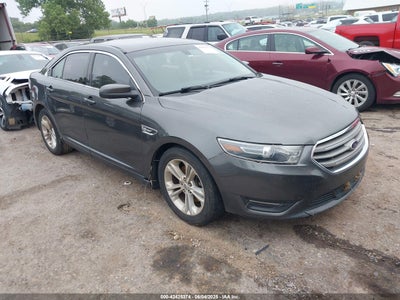 FORD TAURUS 2016