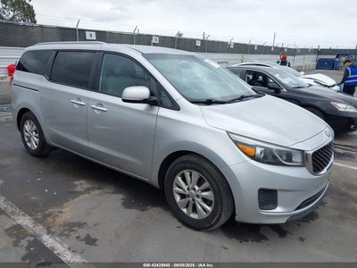 KIA SEDONA 2015