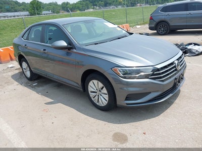 VOLKSWAGEN JETTA 2019