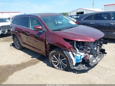 TOYOTA HIGHLANDER 2018