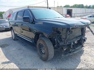 CADILLAC ESCALADE ESV 2023