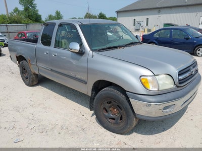 TOYOTA TUNDRA 2001