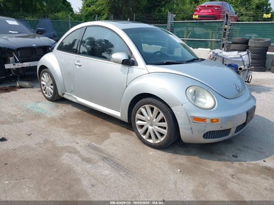 VOLKSWAGEN NEW BEETLE 2008