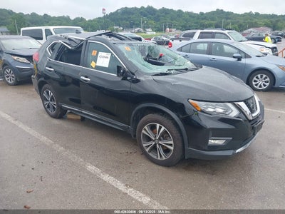 NISSAN ROGUE 2017