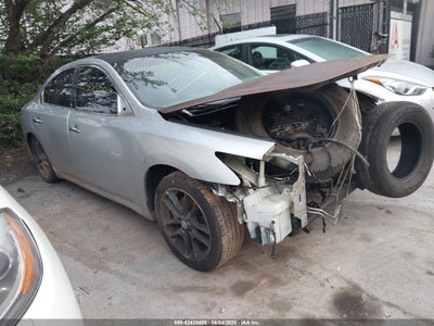 NISSAN MAXIMA 2009
