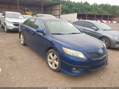 TOYOTA CAMRY 2011