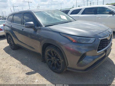 TOYOTA HIGHLANDER 2022