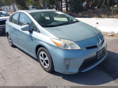 TOYOTA PRIUS 2014