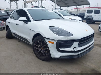 PORSCHE MACAN 2022