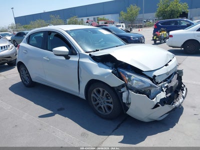 TOYOTA YARIS 2020